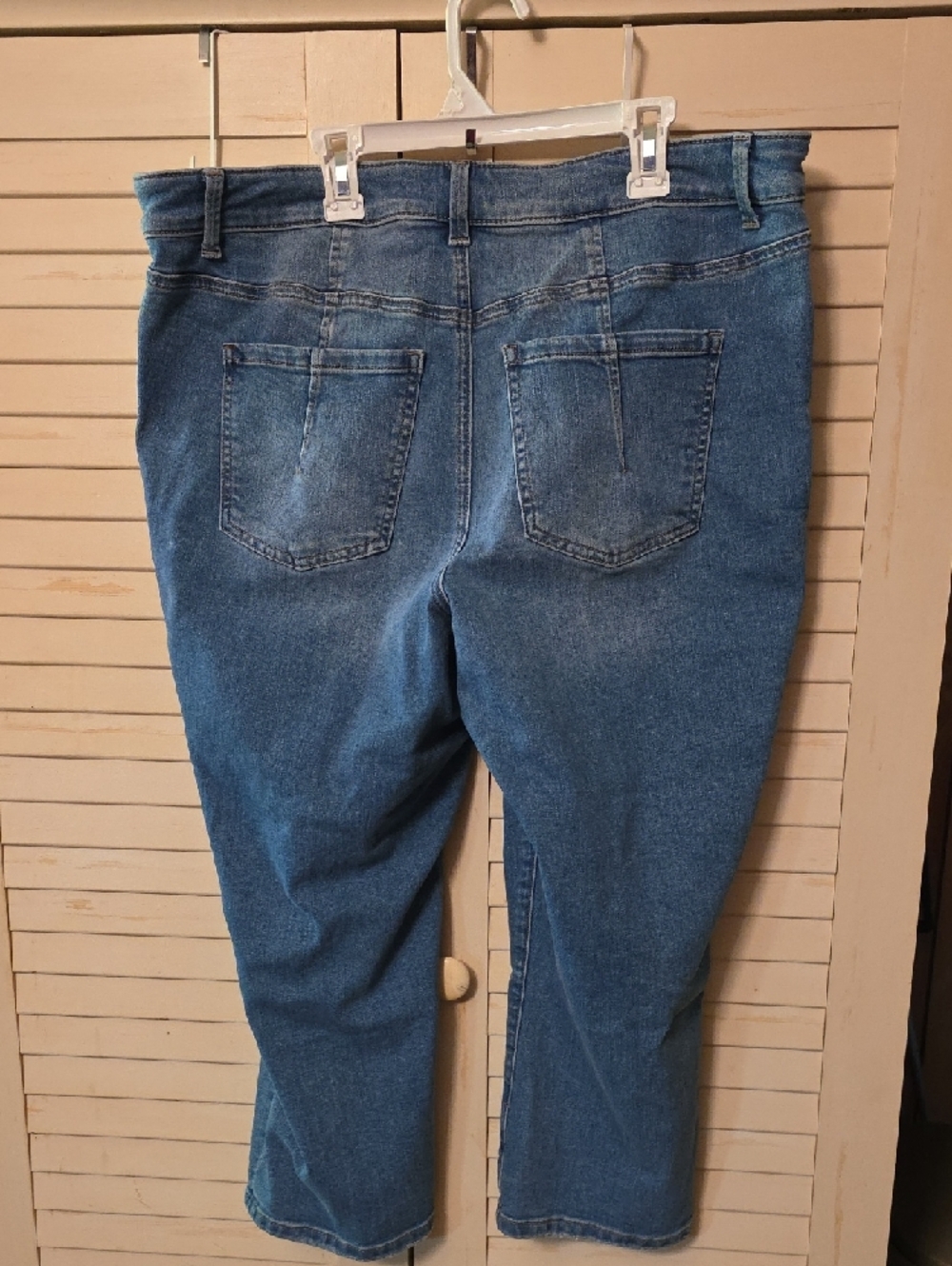 Everflex High Rise Plus Crop Jeans - Picture 2 of 9